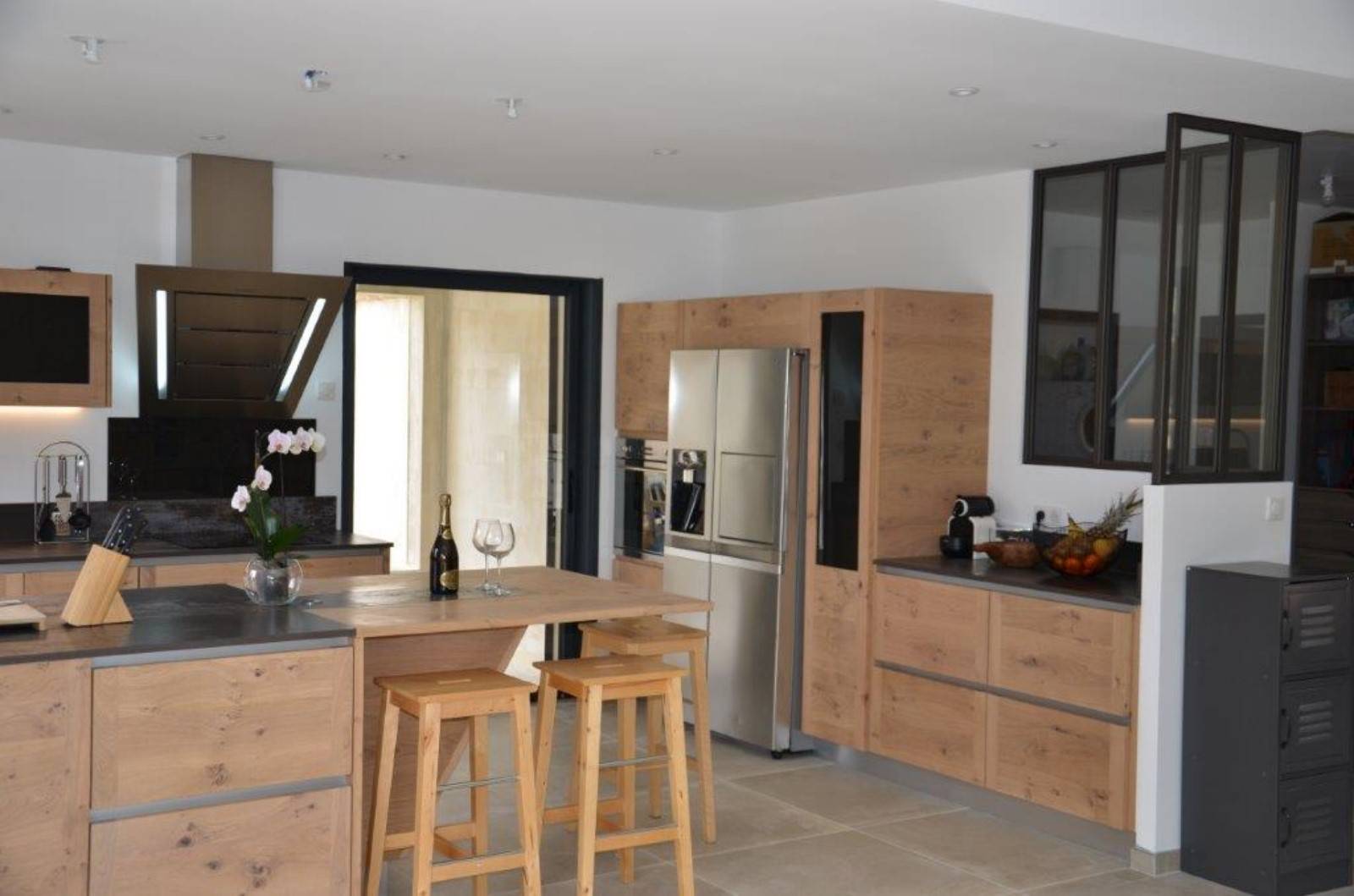 ABD select votre fabricant de cuisine contemporaine sur mesure dans la GARD