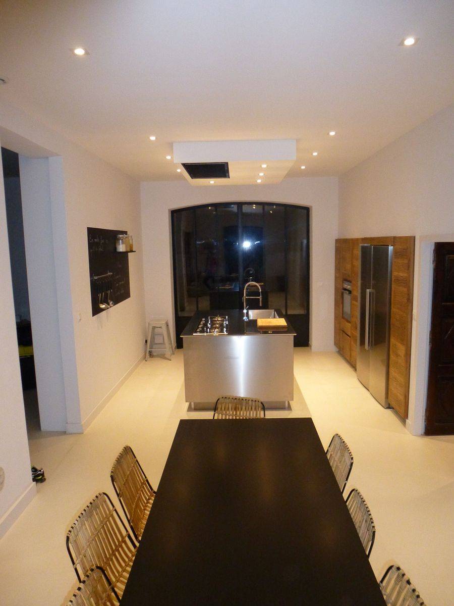 table en granit noir