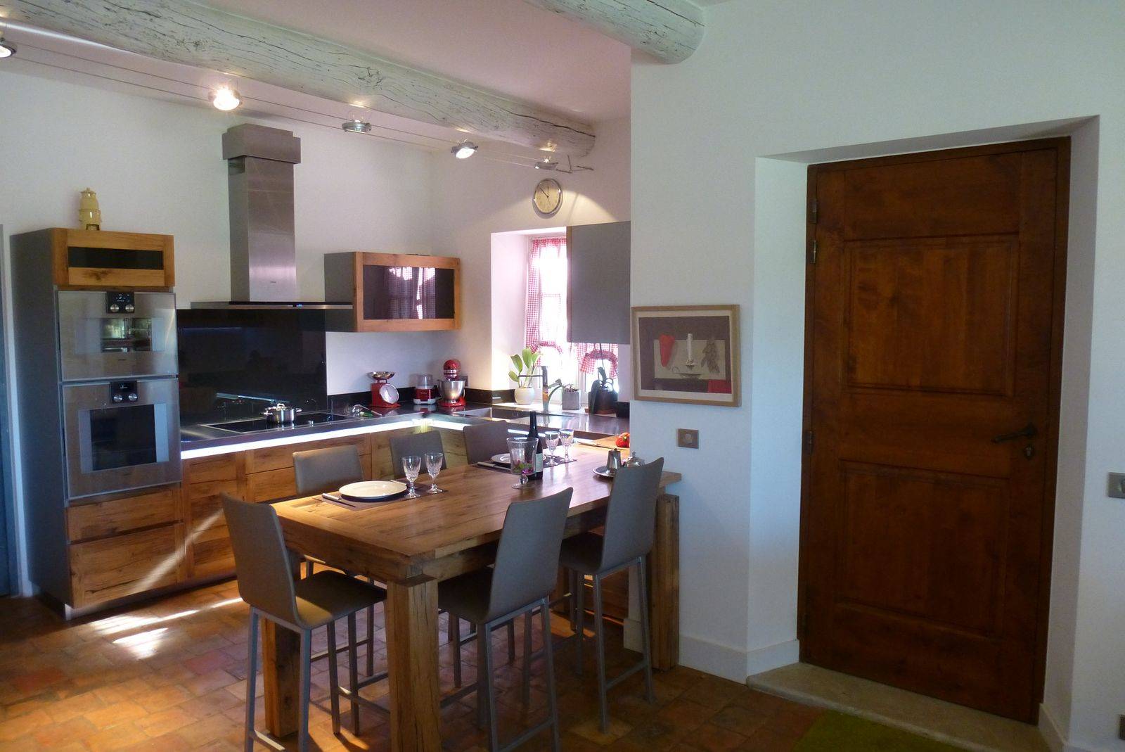 cuisine en chêne réalisée par ABD Select à Bonnieux dans le Luberon