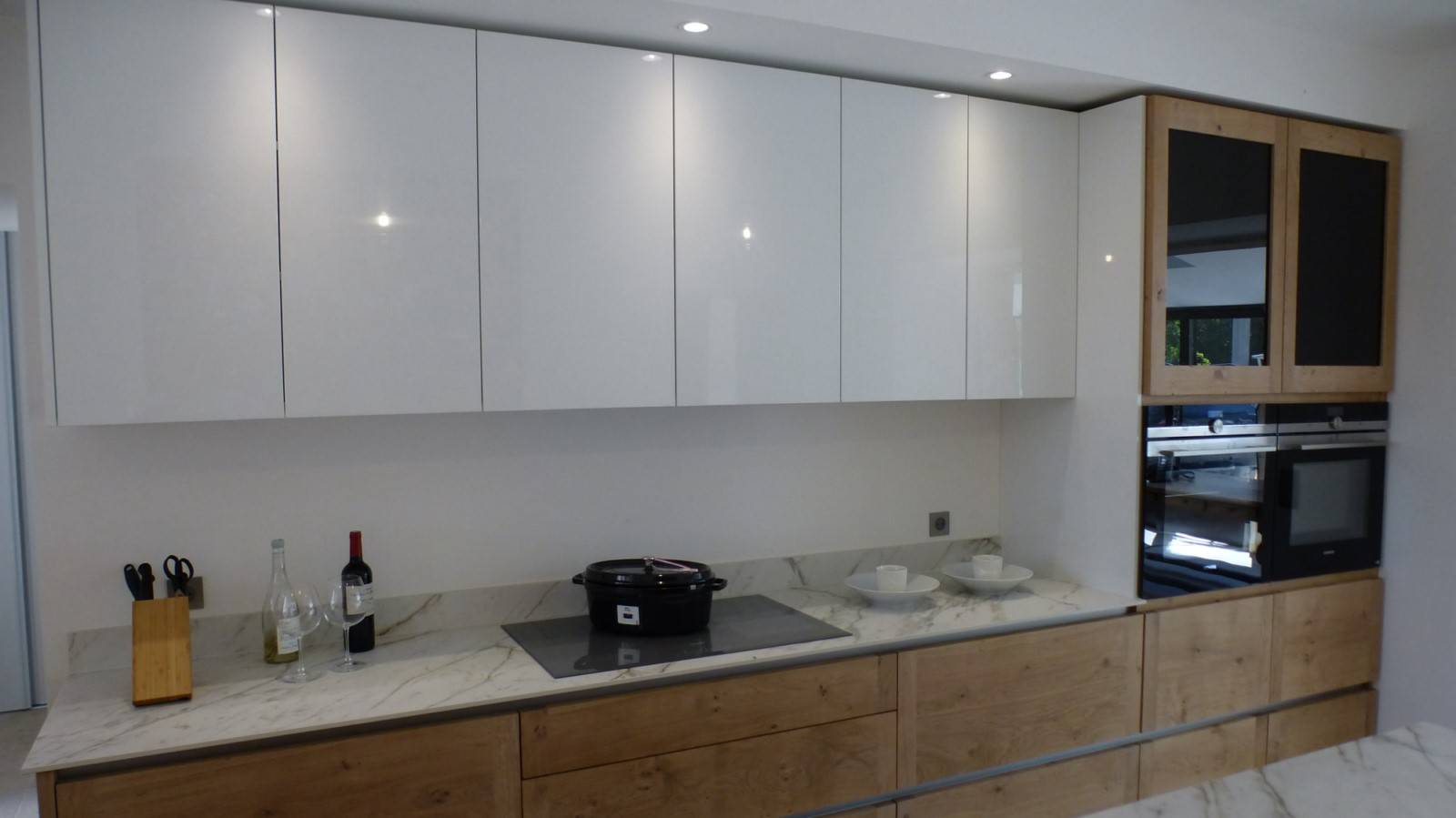 cuisine en laque blanche