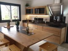 Vous cherchez un fabricant de cuisine contemporaine dans le GARD ?